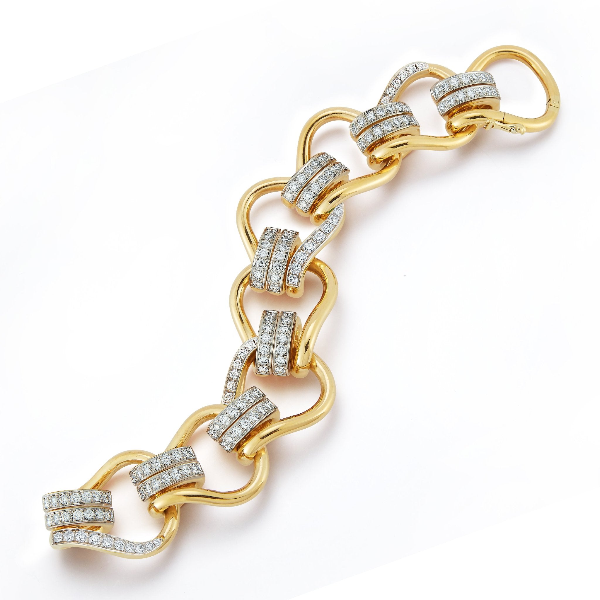 Large Mousetrap with Diamond 22K Yellow Gold