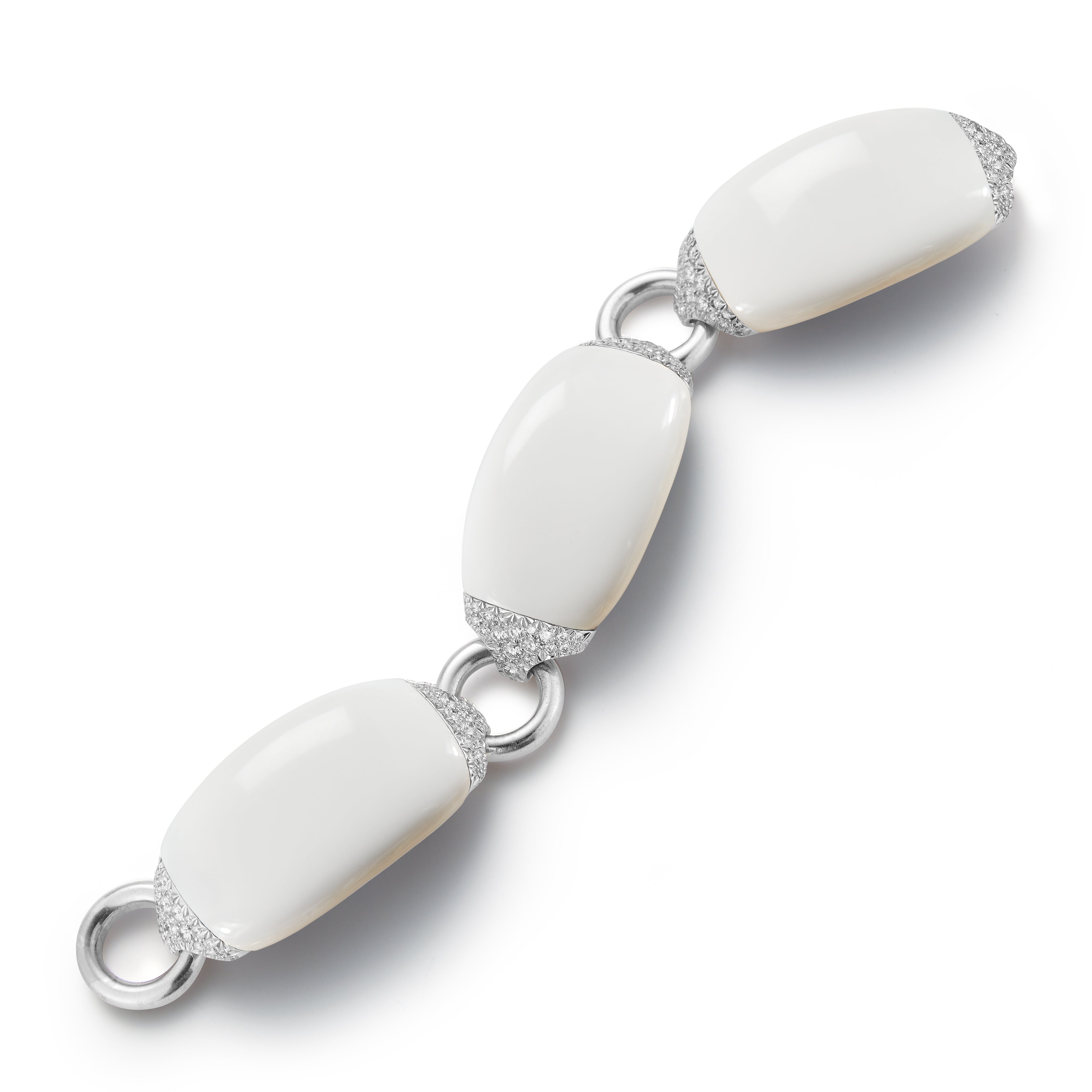 Boat Link Bracelet in White Ceramic and Diamond Set in 18 Karat White Gold. Signed Seaman Schepps.