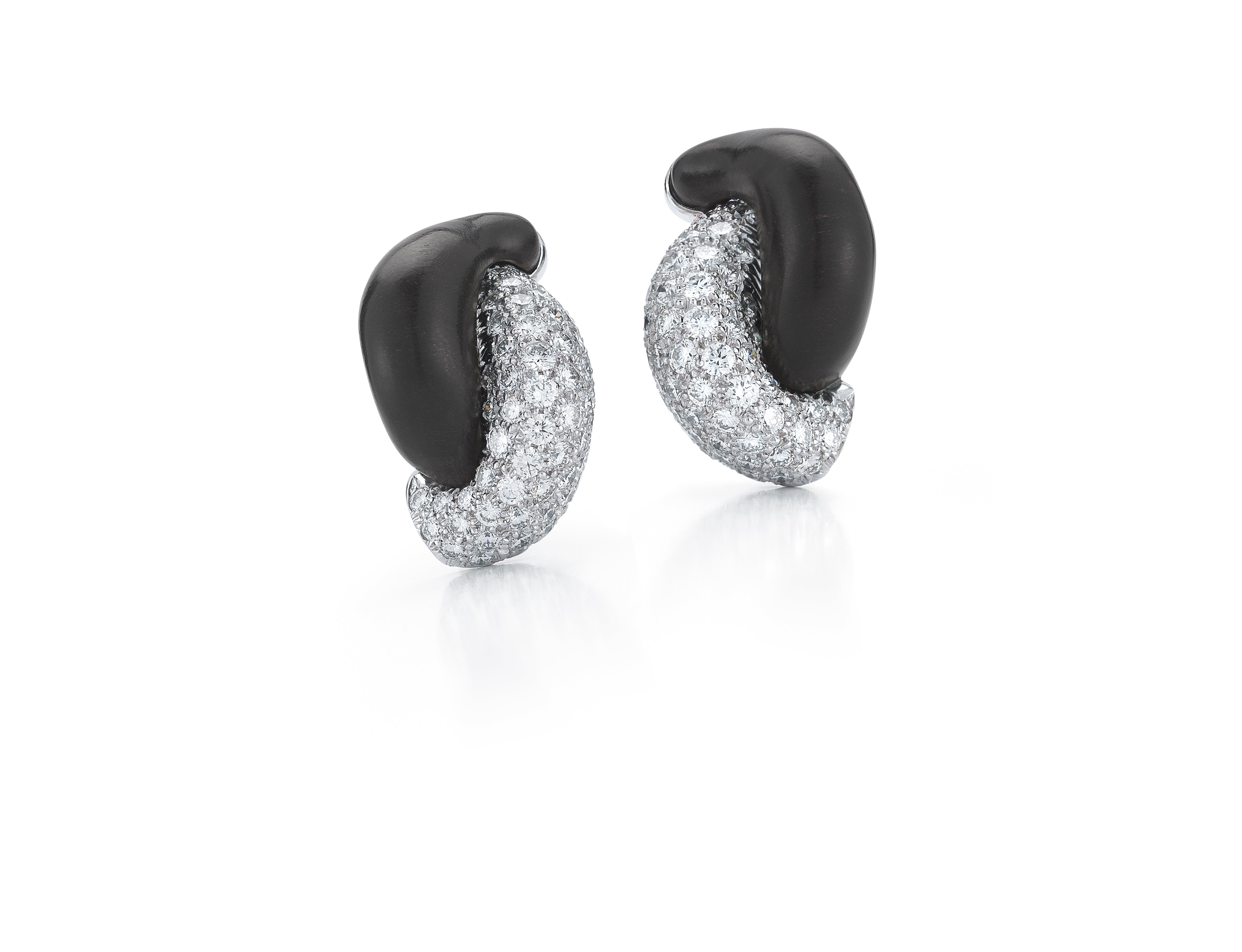 Half Link Earrings in Ebony & Diamond