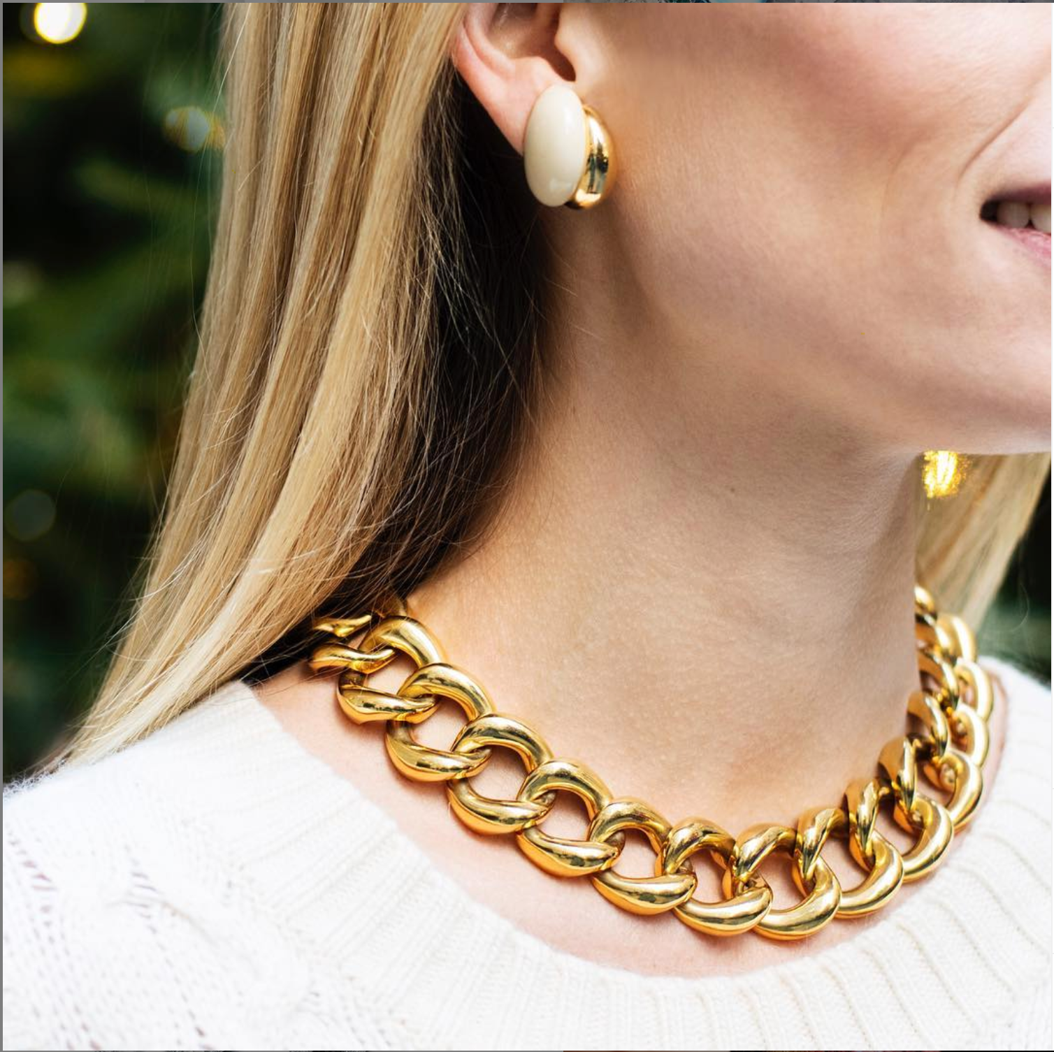 Classic Medium Link Necklace in Yellow Gold